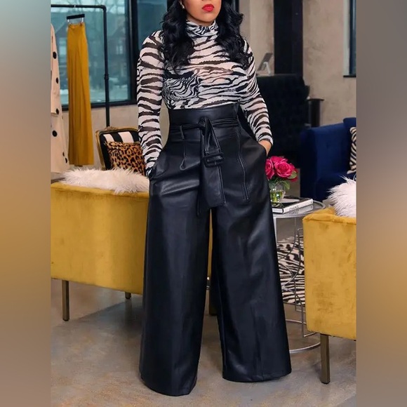 Black Wide-Leg Faux Leather Pants - Picture 2 of 4